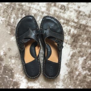 Born Sandals